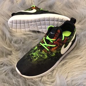 Boys Nike Running 🏃 sneakers